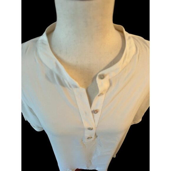 Chico's 1 Blouse Beige Cream Button Front Short Sleeve Blouse Mandarin Collar - Picture 2 of 13